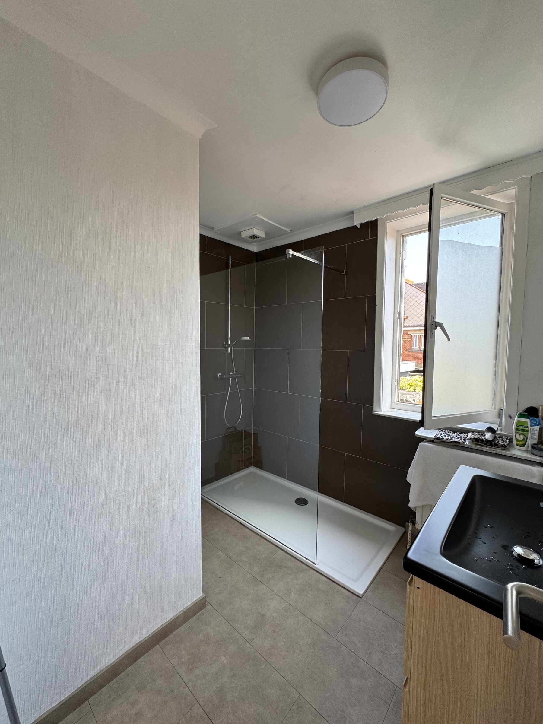 Badkamer met inloopdouche